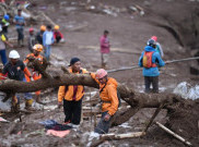 65 Warga Cisarua Bandung Diduga Masih Tertimbun Tanah Longsor, 25 Jenazah Sudah Ditemukan