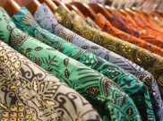 Pakai Batik, Tetap Kasual