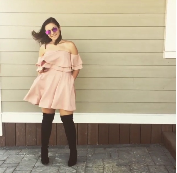 Kendall and Kylie boots. (Instagram/whitecherryboutique)