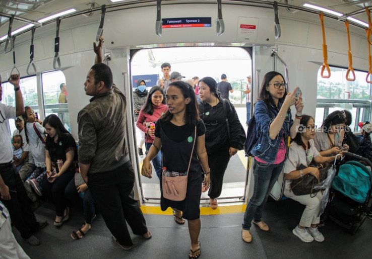 Karyawan Swasta Jakarta Kini Bisa Gratis Naik MRT-LRT-TransJakarta, Catat Syaratnya!