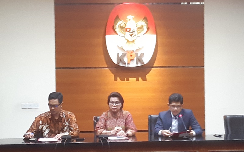 Wakil Ketua KPK Laode M Syarif umumkan penetapan tersangka kasus suap distribusi gula Dolly Pulungan
