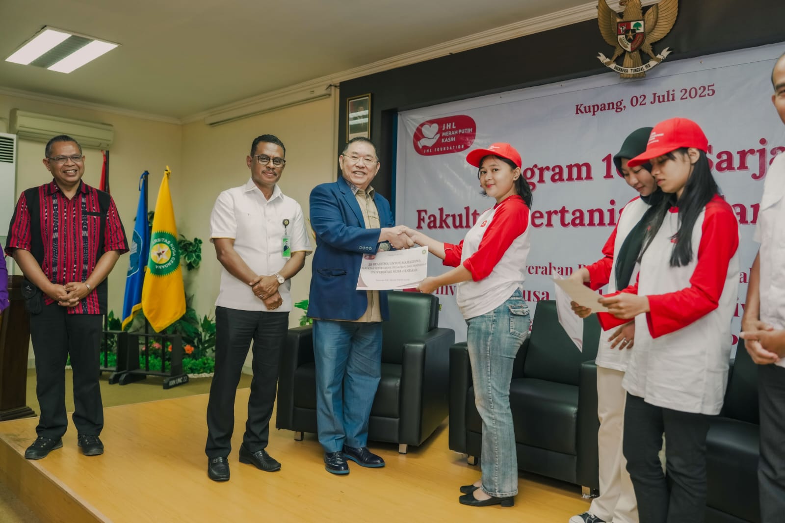 100 Mahasiswa di NTT Dapat Beasiswa, Jerry Hermawan Lo Hampir Tuntaskan Cetak 1.000 Sarjana Pertanian