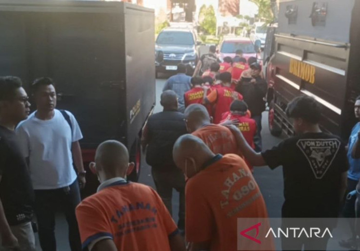 Polisi Tetapkan 42 Tersangka Demo Rusuh di Surabaya, Hampir Setengahnya Anak-Anak