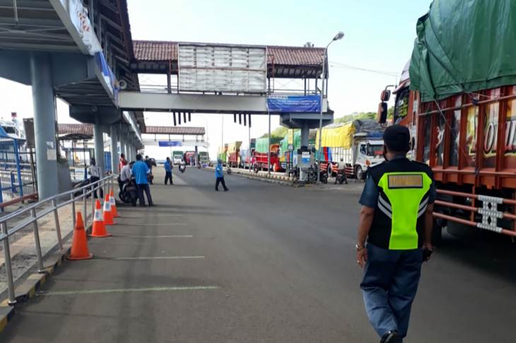 Suasana di pelabuhan Padangbai, Karangasem, Bali. Rabu (10/6/2020). ANTARA/HO-Humas KSOP Padangbai.