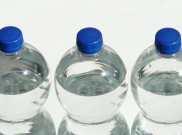 3 Langkah Mudah Kencangkan Otot dengan Botol, Lakukan Saat Berangkat Kerja