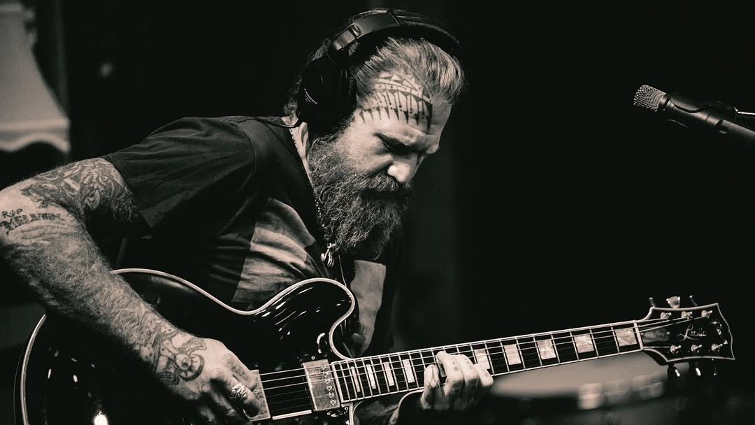 Berpulangnya Brent Hinds dan Warisan Keindahan Cadas Khas Mastodon