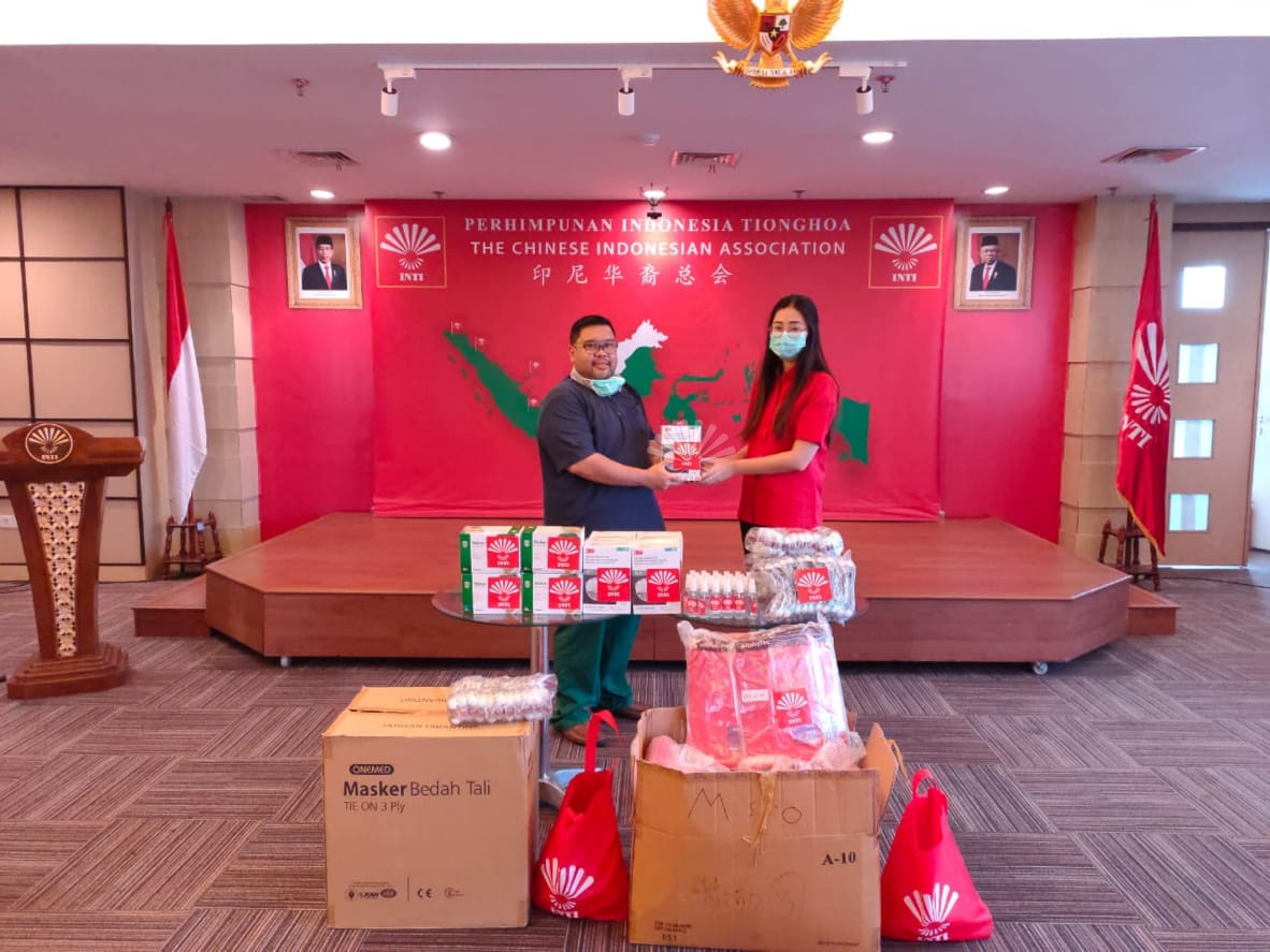 INTI Kembali Salurkan Bantuan APD untuk Tenaga Medis Hadapi COVID-19