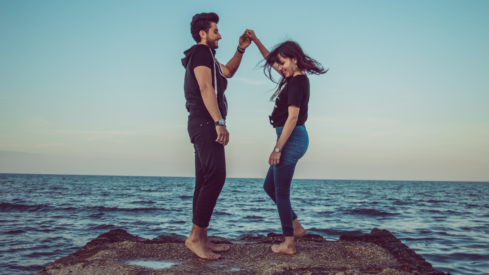Suportif dan Saling Melengkapi, 4 Zodiak ini Cocok Jadi Pasangannya Gemini