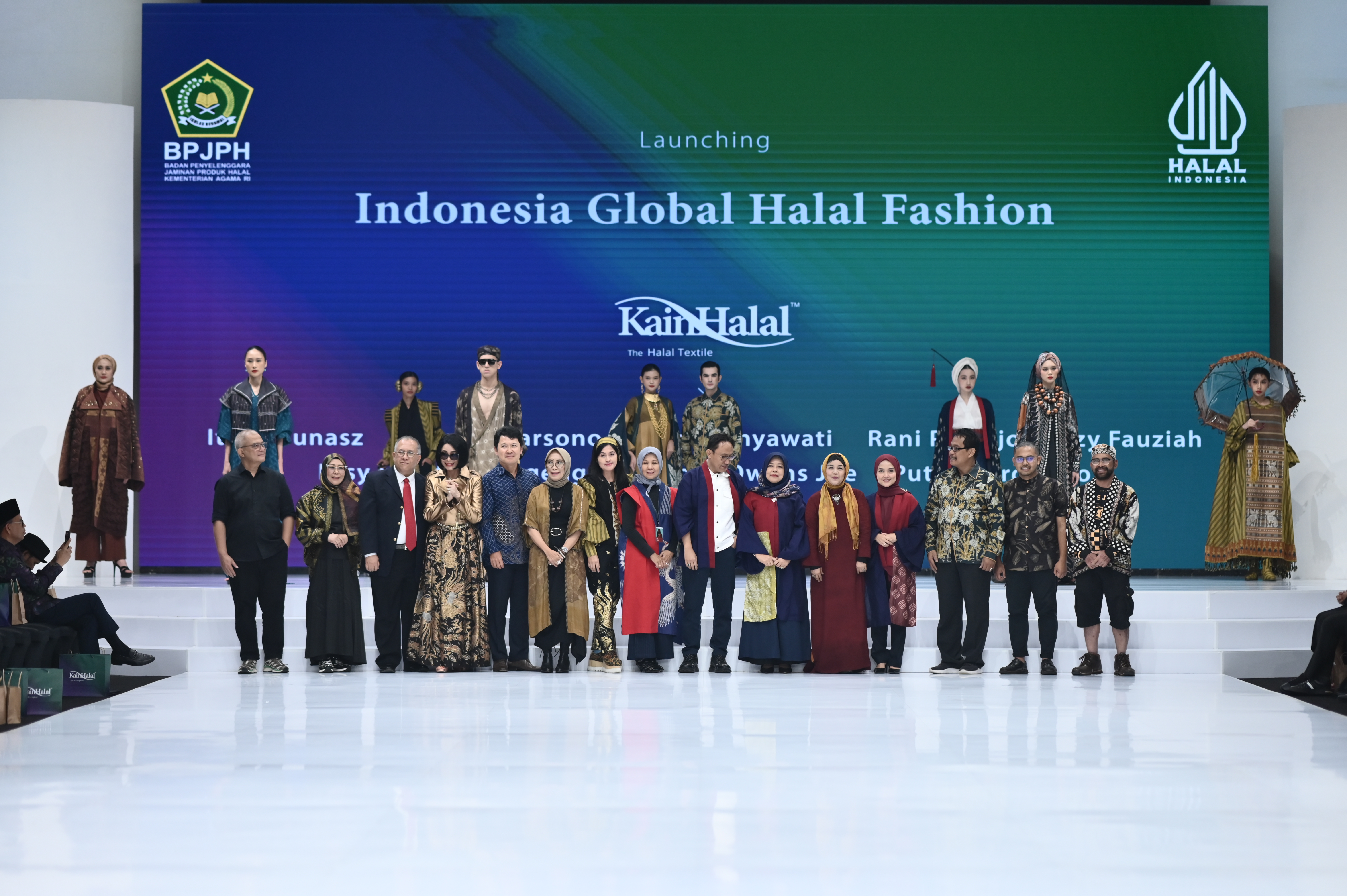 BPJPH Rilis Global Halal Fashion di IFW 2024, Promosikan Fesyen Muslim ke Dunia