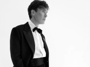 Cillian Murphy Kini jadi Wajah Versace Menswear