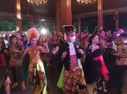 Joget Poco-Poco Bareng Tutup TIIWG G20 di Solo