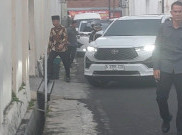 Wapres Gibran Sowan ke Guru Ngaji Jokowi Minta Doa Kesembuhan Bapaknya