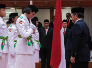 Pramono Kukuhkan 44 Paskibraka DKI Jakarta 2026, Tekankan Disiplin dan Integritas