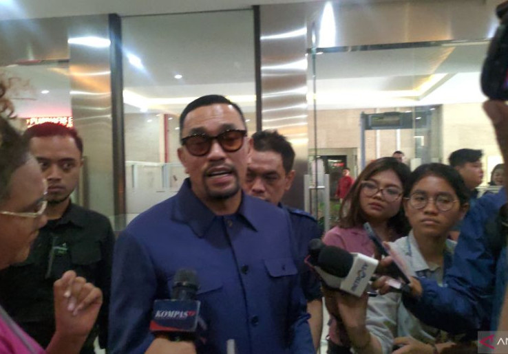 Ahmad Sahroni Trending Usai Sebut 'Orang Tolol' di IG, Netizen Banjiri Kolom Komentar