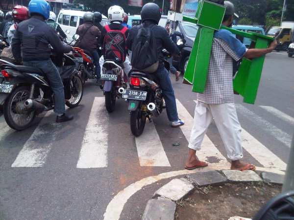 Sering Disepelekan, 5 Hal Ini Bisa Bikin Kamu Ditilang Polisi