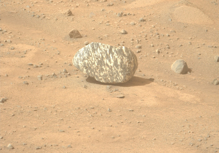NASA Temukan Batu Zebra di Mars, Tanda Adanya Kehidupan Alien?