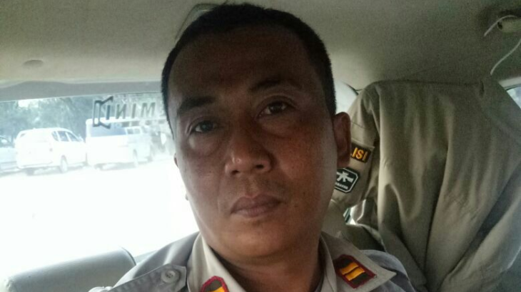 Bermodal Seragam Polisi, Pria ini Sukses Tarik Kendaraan Bermasalah
