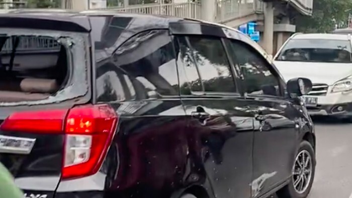 Calya Ugal-ugalan di Gunung Sahari, Sopir Bawa Golok dan Badik dalam Mobil