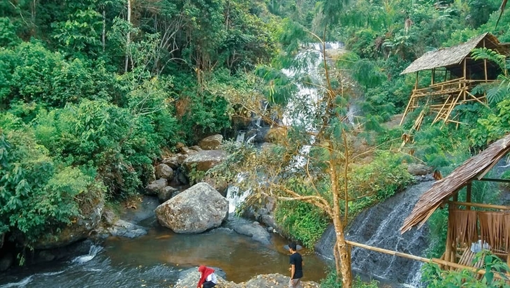 Air Terjun Indo Ranuang. (Foto: instagram.com/ghalib_muhammad)
