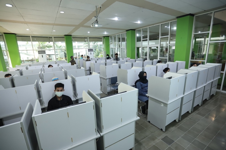 Peserta UTBK UGM. (Foto: MP/Humas UGM)