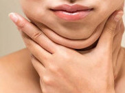 Bikin Kurang Percaya Diri, Ini Tips Jitu Menyembunyikan 'Double Chin'