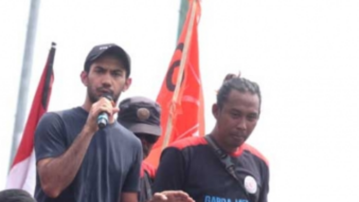 Ikut Aksi Peringatan Darurat, Reza Rahadian Sekak DPR Jegal Putusan MK Wakili Siapa