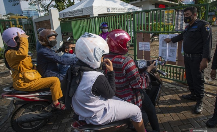 Kapolda Metro Serukan Masyarakat Perketat Penggunaan Masker
