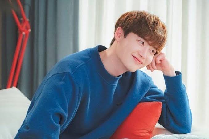 Lee Jong-suk