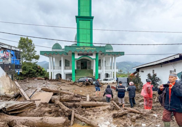 Banjir Bandang Solok Tewaskan Warga, 1 Jasad Ditemukan Lainnya Masih Dicari