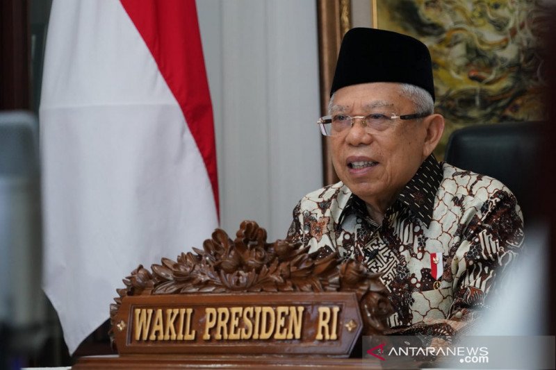 Pengunggah Kolase Wapres dengan 'Kakek Sugiono' Akui Kecewa dengan Maruf Amin