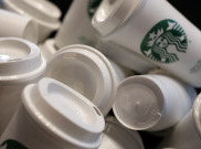 Starbucks Hentikan Program 'Reusable' untuk Kurangi Penyebaran Corona