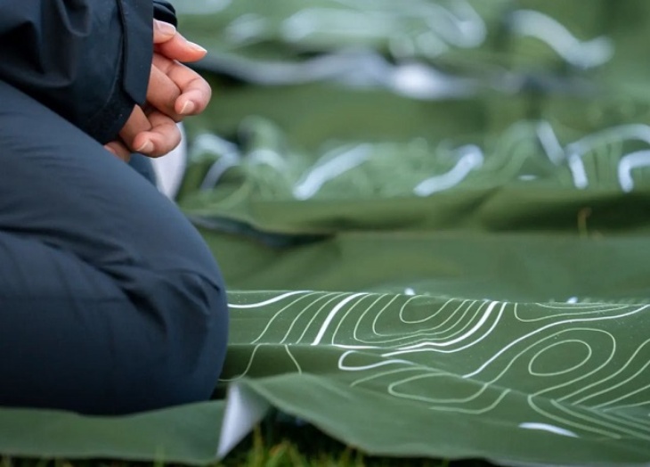 Sambut Ramadan Bagi Muslim Pecinta Alam, Adidas Hadirkan Sajadah Outdoor