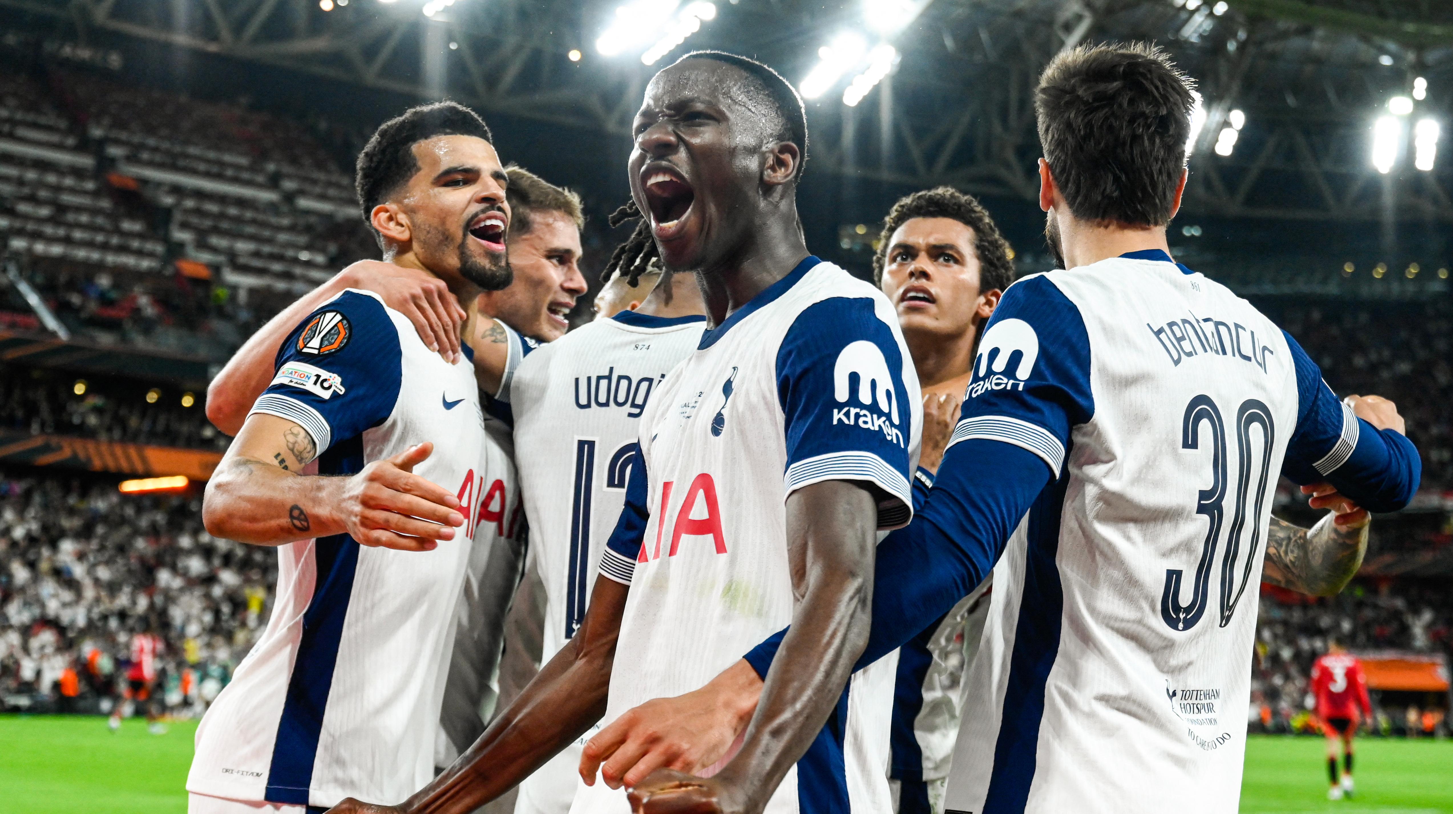 Link Live Streaming Tottenham vs Manchester United, 8 November 2025