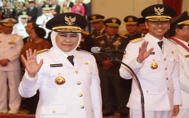 Terkena Demam 'Tuman' Gubernur Khofifah Unggah Meme Tuman Kreasi Sendiri