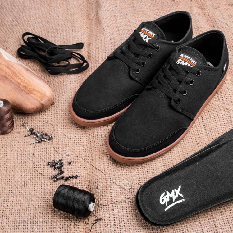 Sneakers Lokal Geoff Maxx