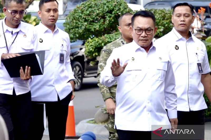 Dampak Karhutla Dikeluhkan Singapura dan Malaysia, Prabowo Panggil Para Menteri