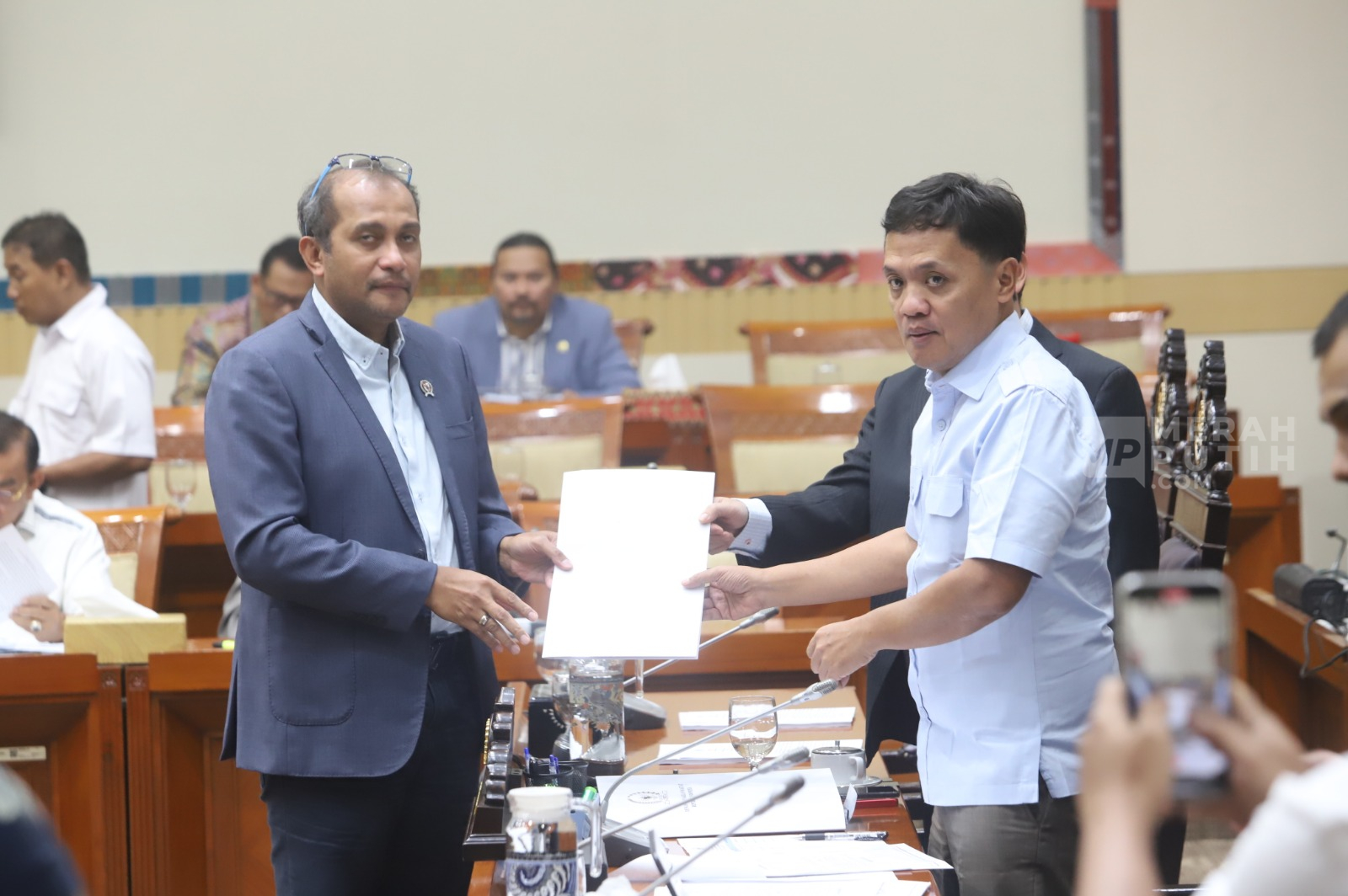 Raker Wamenkum Edward Omar Sharif Hiariej dengan Komisi III DPR Bahas RUU Penyesuaian Pidana