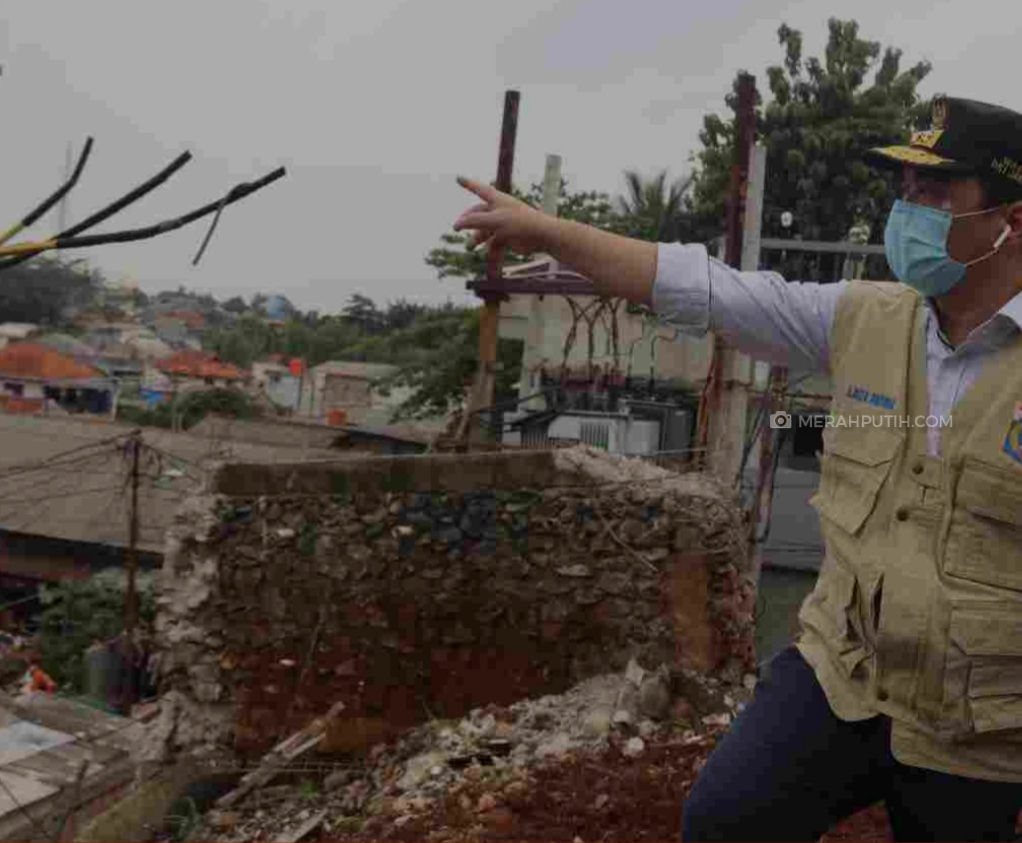 Wagub DKI Pastikan Penanganan Ratusan Korban Longsor di Ciganjur Berjalan Baik