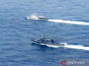 KRI Kakap-811 dan Kapal Perang Filipina Patroli Bersama di Perbatasan