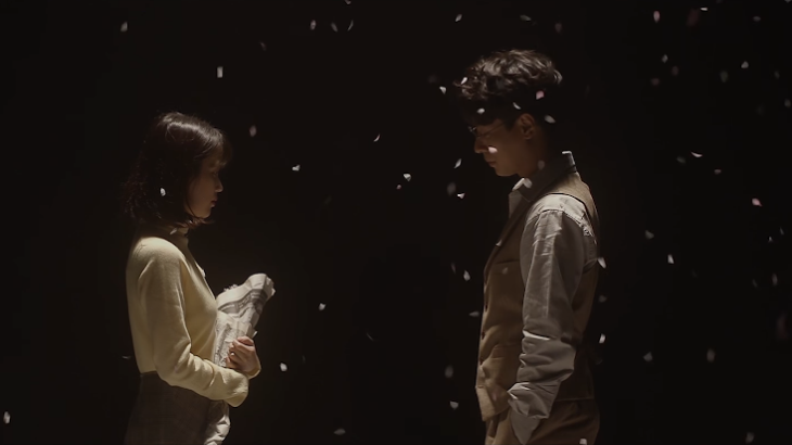 IU Rilis Lagu Cover untuk Mendiang Kim Kwang Seok 