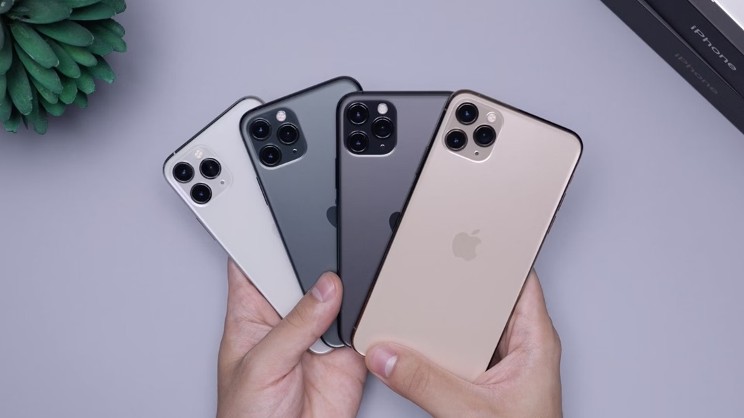 Apple Akan Bikin Smartphone Lipat, Dirilis 2026-2027