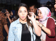Usai Diperiksa 9 Jam, Anak Setya Novanto Bungkam 
