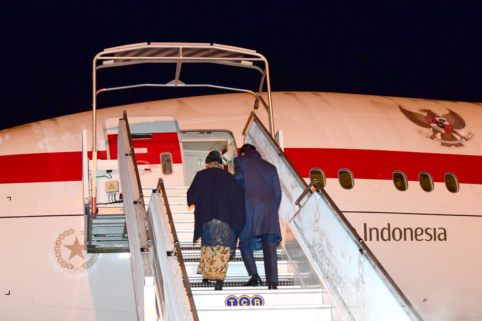 Presiden Jokowi dan Ibu Negara Bertolak ke Tanah Air