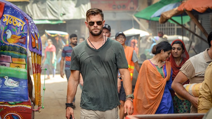 Chris Hemsworth Beraksi Sebagai Tentara Bayaran di FIlm 'Extraction'