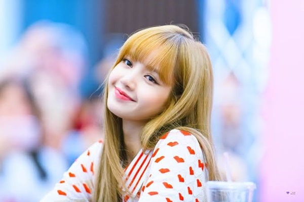 Lisa BLACKPINK