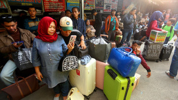 Jelang Lebaran 1447 H, Arus Mudik di Terminal Lebak Bulus Kian Meningkat