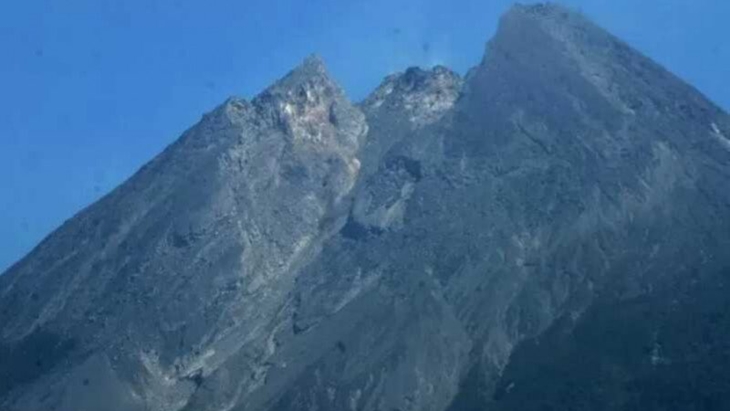 Suara Guguran Terdengar Tiga Kali dari Gunung Merapi