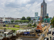 Konstruksi Beton LRT Ambruk, PT WIKA Minta Maaf