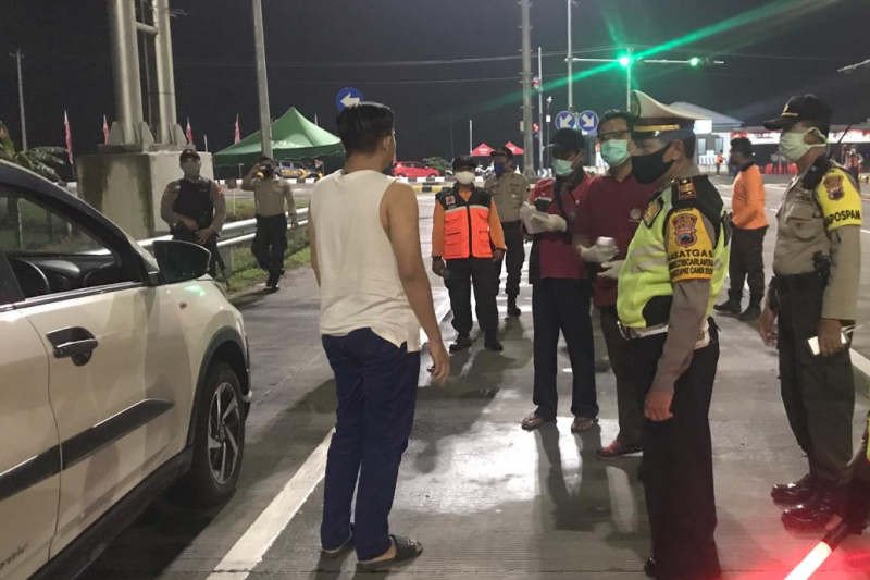 Nekat Mudik, 3.000 Kendaraan Dipaksa Putar Balik ke Jakarta