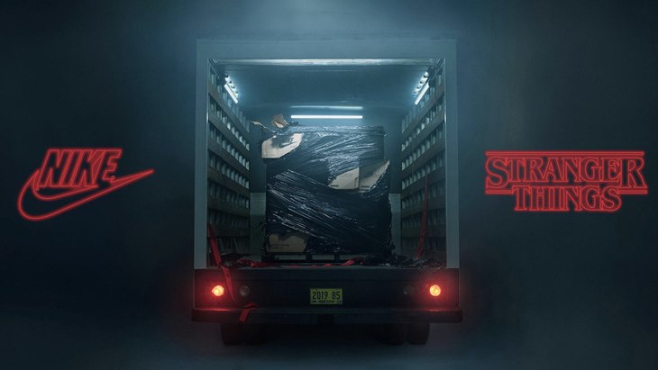Sudah Lihat Sneakers Nike x Stranger Things Hawkins High School Collection?